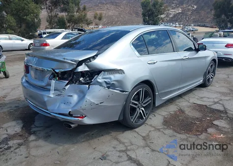 2017 Honda Accord Sport z USA, uszkodzony, nr VIN 1HGCR2F59HA071335